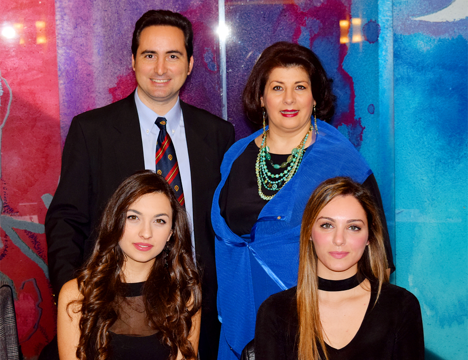 Από αριστερά προς τα δεξιά: (πάνω) Ο Ιδρυτής & Πρόεδρος Δ.Σ. του ΚΕΔΙΣΑ, κ.Ανδρέας Γ.Μπανούτσος και η οργανωτική επιτροπή της εκδήλωσης. Πάνω δεξιά η συντονίστρια της εκδήλωσης κα.Έλενα Στάμου, ενώ από αριστερά προς τα δεξιά (κάτω) η κα.Βάσω Καντιώτη και η κα.Θεώνη Σταματοπούλου