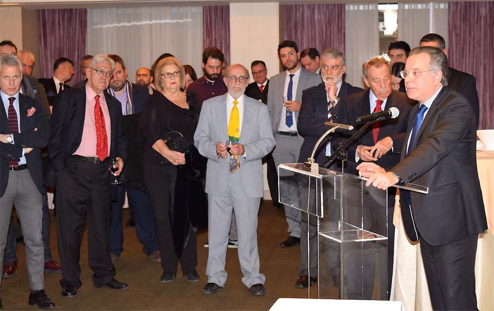 Ο Βουλευτής Β' Αθηνών και Τομεάρχης Εξωτερικών ΝΔ και εκπρόσωπος του Προέδρου της ΝΔ κ. Κυριάκου Μητσοτάκη στην εκδήλωση του ΚΕΔΙΣΑ, κ.Γιώργος Κουμουτσάκος.